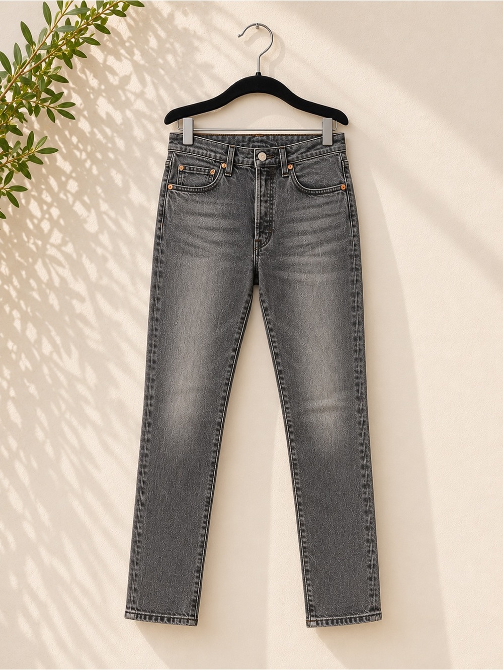 Levi's Straight Leg Jeans - Washed Black